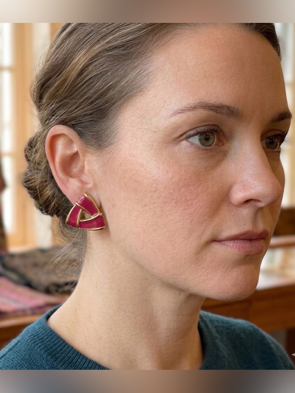 ⛱️ Vintage Pink Enamel Earrings